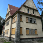 Laser 3D Scanning for Abandoned House Restoration