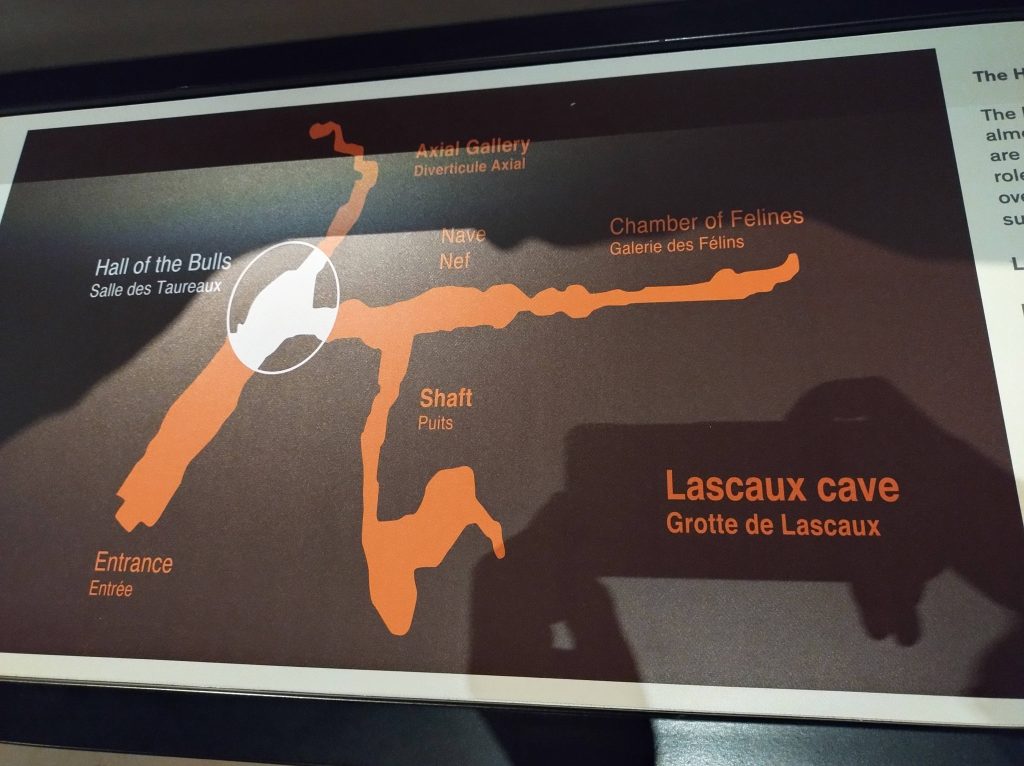 3D laser scanning process preserving the intricate prehistoric art of Lascaux Cave for future virtual reality exploration.