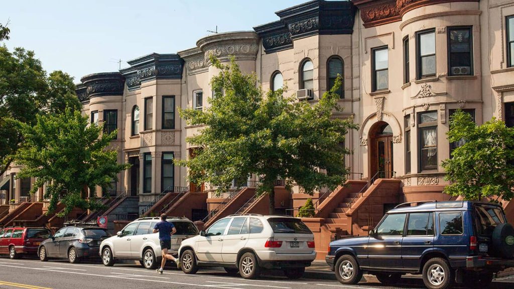 3D-Laserscanning eines historischen Gebäudes in Brooklyn zur präzisen Erstellung von Plänen und BIM-Modellen.